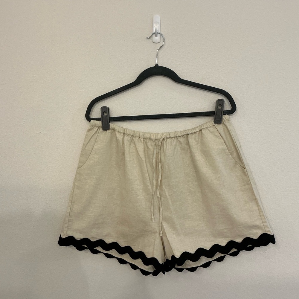 Blue Rain High-Waist Cream Shorts with Black Trim